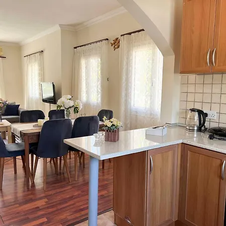 Villa Gaia Stylish Duplex By Holidaykeys *